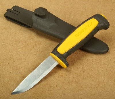 Mora Messer Morakniv Basic 546 Outdoormesser Arbeitsmesser Schwedenmesser R95