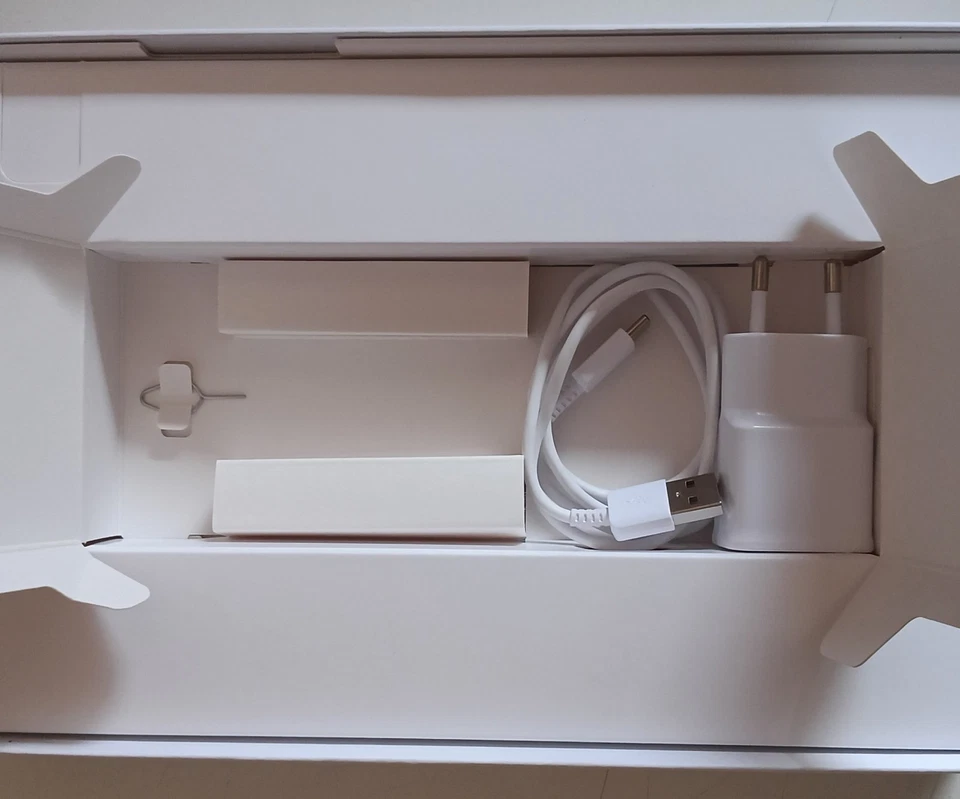 Samsung Galaxy Tab A8 10' LTE 32 Gb SM-X205 Android 14 + Omaggio - Pari Al Nuovo - Imagen 3 de 4