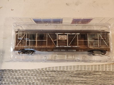 Menards 275-9286 Cripple Creek & Western Cattle Car O gauge -Bonus Cows Included