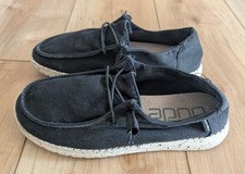 Hey Dude Wendy L Black Canvas Slip-On Comfort Loafer Shoes Women's 5 Youth 4
