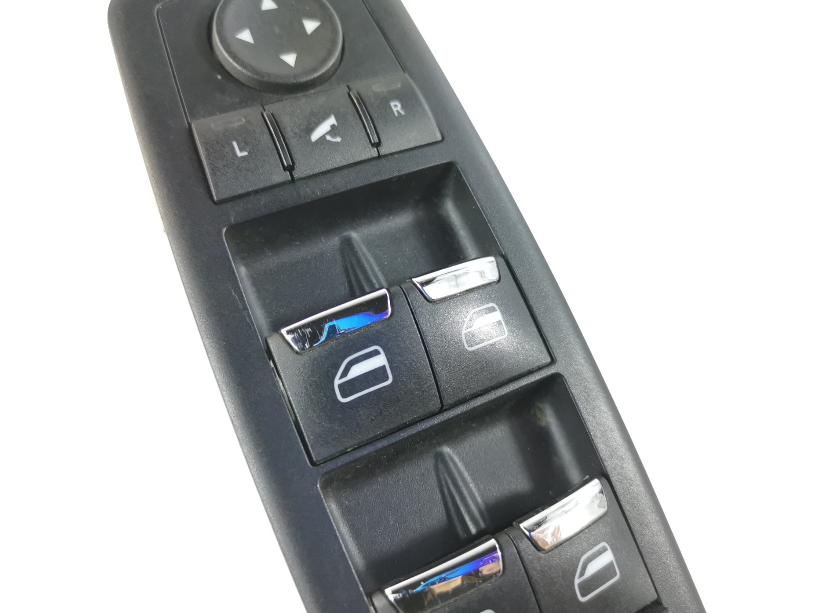 MASERATI LEVANTE S 2017  Front Left Driver Door Power Window Control Switch OEM