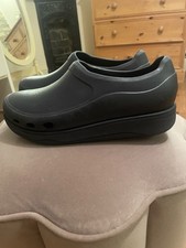 Fitflop Women's Work and High Performance Professional Clogs Navy Size 7 Ex Con