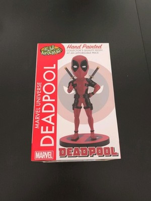 Neca Marvel Comics Head Knocker Bobble-Head Deadpool Classic 20 cm
