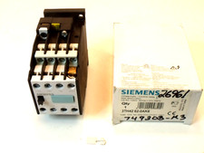 NIB Siemens 3TH4262-0AK6 Contactor Relay:  Size 0, 110/120VAC Control, 10A