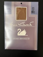 Gloria Vanderbilt Vintage Beige Daysheer Pantyhose Size C