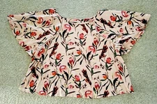 Ava & Viv Short Flutter Sleeve Floral Peach Top Size 1X