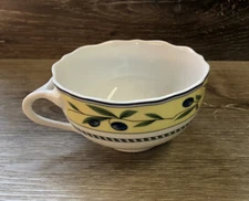 Wedgwood Tuscany Collection Teacup ~new~