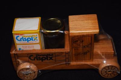 Kellogg's Wood Wooden Car 1986 HoneyNut Crispix New Sealed Cereal Promo Stock