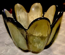 CLASSIC RECYCLED THICK GREEN GLASS Lotus Flower Planter Candle Holder Trinket