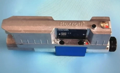 Rexroth R901496439 Ventil 4WREE6V32-3X/V/24A1 USV kostenloser Versand - Bild 1 von 2