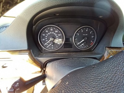 Chassis ECM Body Control BCM Sedan Canada Market Fits 06 BMW 323i 12297032
