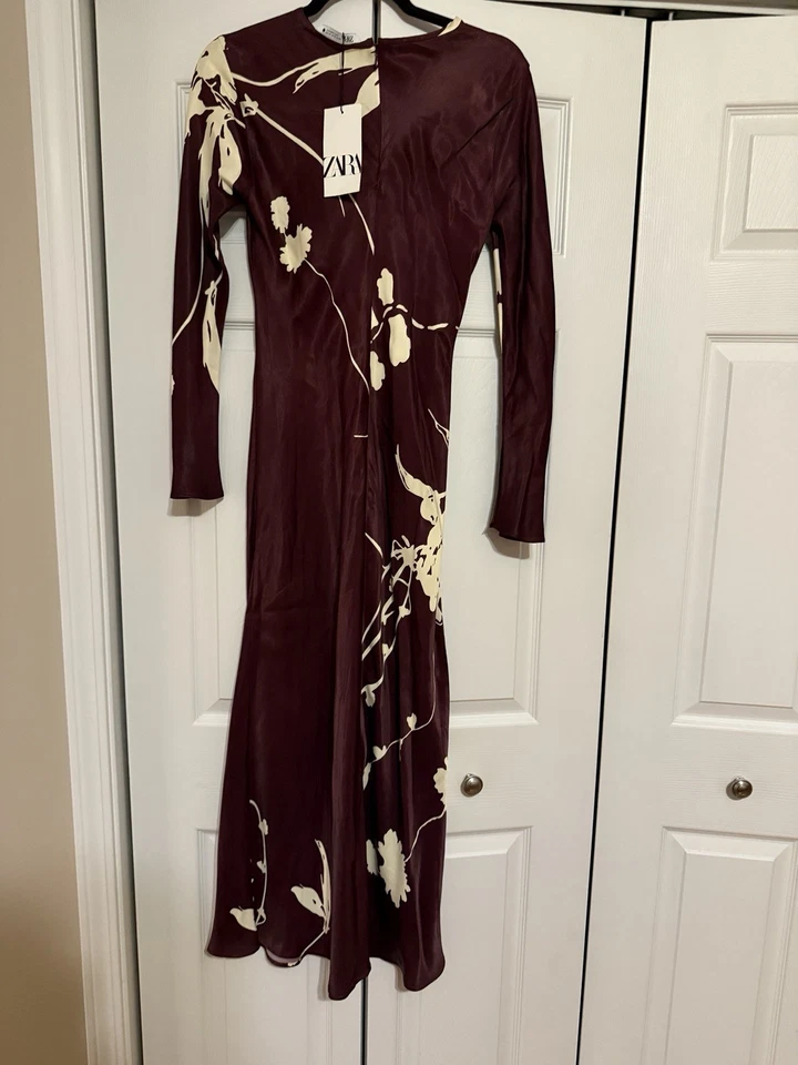Nuevo con etiquetas Vestido Zara Floral Granate Cuello Alto Manga Larga Talla m Foto 3 de 4