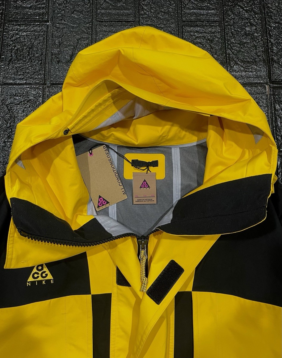 Nike ACG ジャケット 黄色 フード付き Nike ACG Gore-Tex Jacket for Men, Size Medium - Yellow/Black for