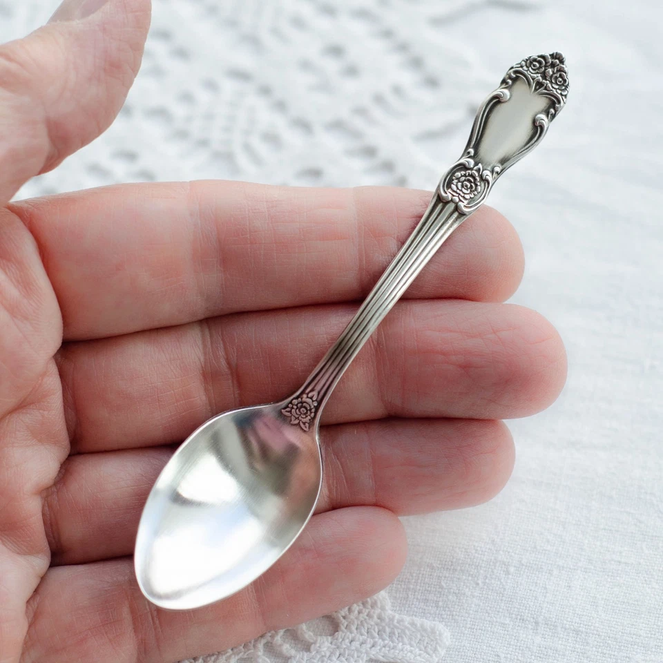 Несоответствующие ложки эспрессо, набор кофейных ложек из 6, советские винтажные столовые приборы СССР - Изображение 2 из 4