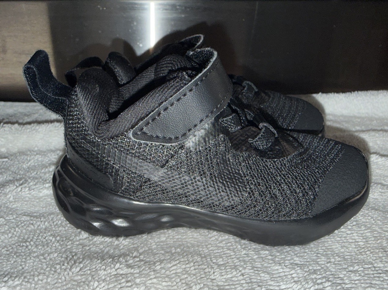 Nike Revolution 6 Baby Boy&rsquo;s Athletic Shoes Size 4C Black