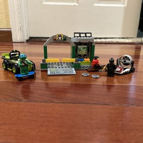 LEGO Juniors: Turtle Lair (10669) Complete with Instructions