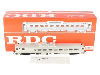 Rapido Trains 16637 HO New Haven Budd RDC-2 Phase Ib Diesel Locomotive #121  EX