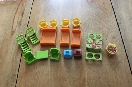 Vintage Fisher-Price little people plastic furniture lot (18) FREE SHIPPING!