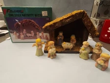 NMIB~Vintage 1992~CHILDREN NATIVITY W/ CRECHE~9 Pc.~Pastel~6" Manger~Flambro