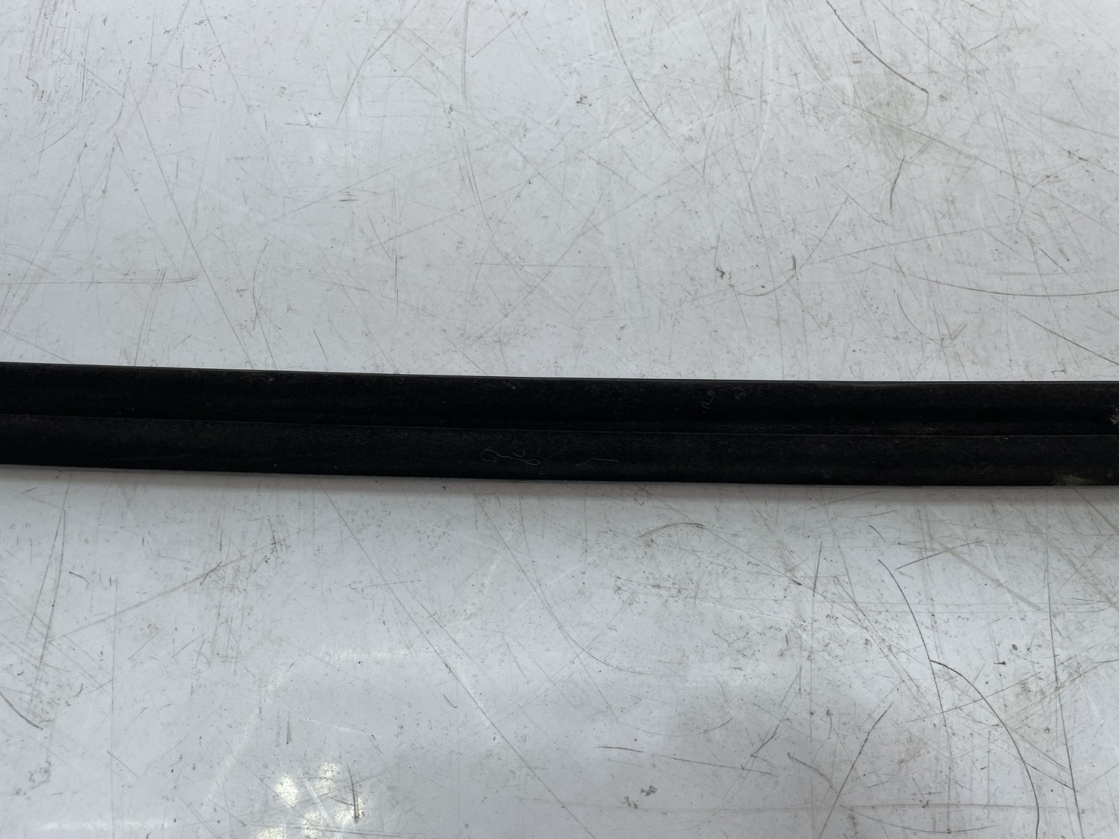 ✅12-18 OEM Bentley Continental GT Front Left Driver Door Weatherstip Seal Chrome
