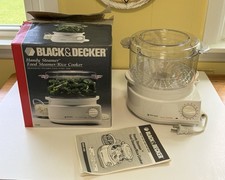 Black & Decker Handy Steamer HS80 2 Quart Foo...