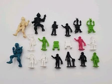 Lot Vintage Tim Mee Galaxy Laser Space Team 19 Astronauts Aliens Plastic 1970s