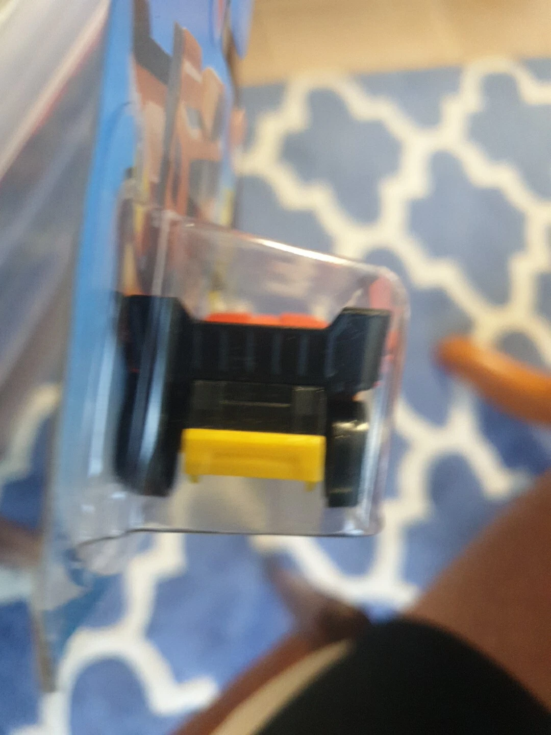 Picture 4 of 6