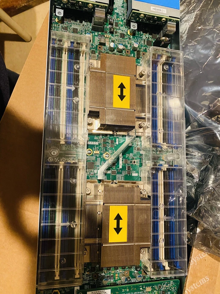 Cisco UCSB-B200-M3 UCS B200 M3 Blade Server - Image 3 of 4