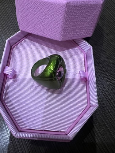 Swarovski Dulcis Cushion Cut green Cocktail Ring 5609722 Size 60 New 💕 - Picture 6 of 8