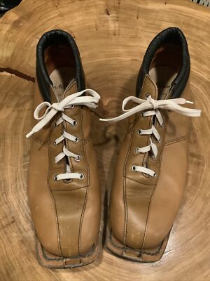 Vintage 70s Nurrona Cross Country Ski Boots Norway Size 49  display picture 3