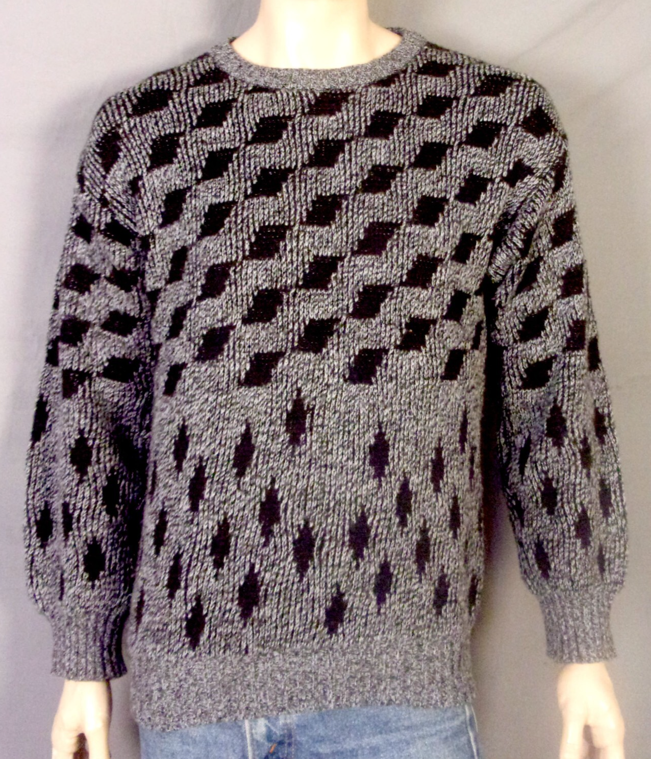 vintage 80s 90s Method men's Gray/Black Abstract Diamond Crew Sweater Biggie S