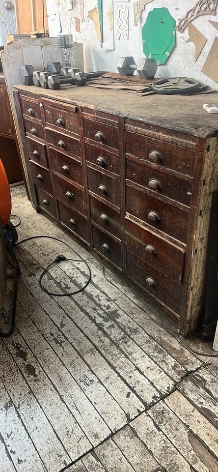 Невосстановленный американский аптекарский прилавок магазина 19 века - Изображение 2 из 4