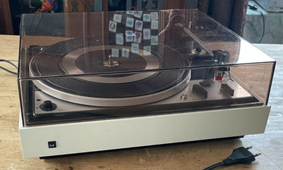 Dual 1225 Plattenspieler Automatic Turntable CS 1225 weiß Vintage 1970er Jahre
