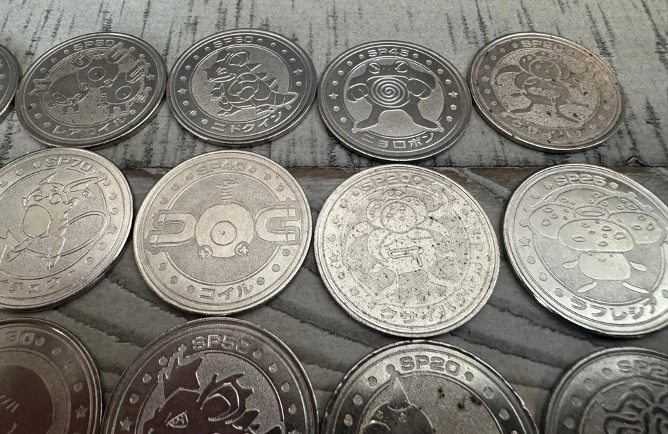 老式明治神奇宝贝金属战斗硬币53枚-皮卡丘、钱西等! — 第 4/4 张图片