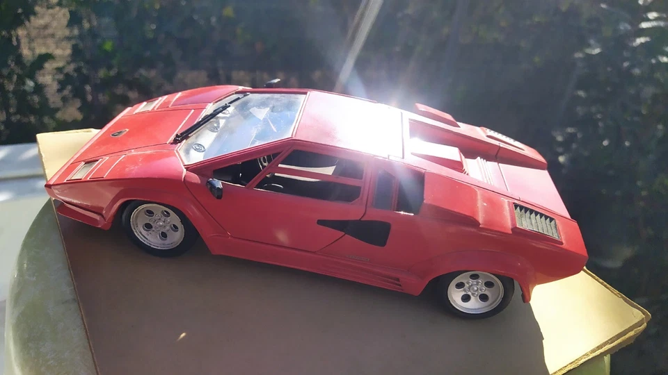 Modellino Auto Lamborghini Countach 5000 - Scala 1:18 - Polistil - Tonka Corps - Immagine 3 di 4