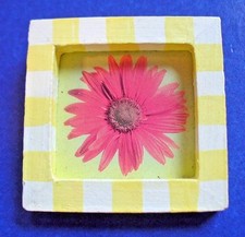 Hallmark PIN Vintage SUNFLOWER Shadow Box Picture Frame Brooch