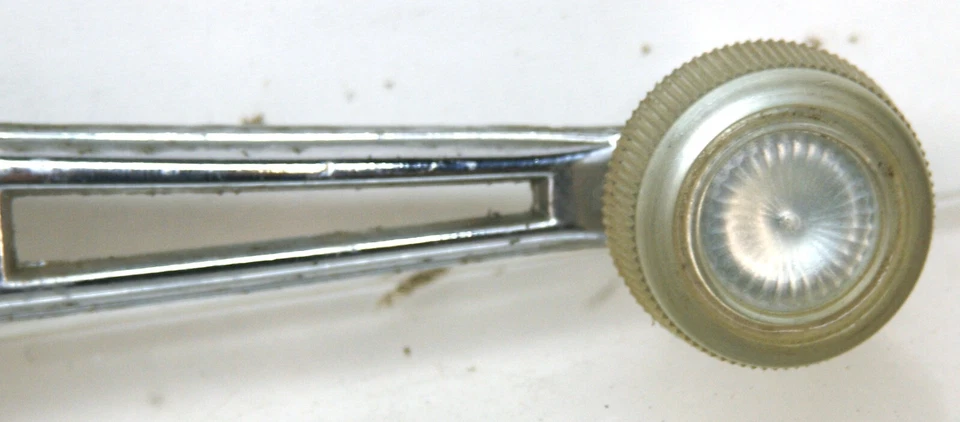 Manivela de ventana Ford/Lincoln/Mercury 71-86 de colección OEM 8710 Foto 3 de 4