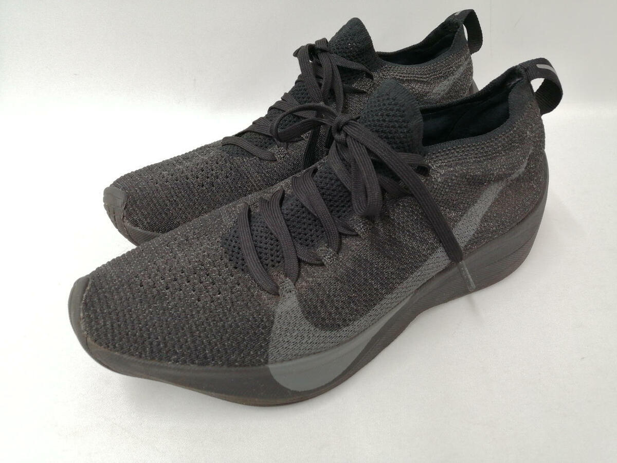 NIKE Vapor Street Flyknit NA Size 25 Fashion sneakers 1423 NIKE Vapor Street Flyknit NA Size 25 Fashion sneakers 1423
