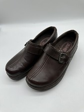 Klogs USA Size 7.5 Slip Resistant Non-Marking Slip on Clogs