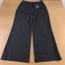 Pretty Little Thing Women's Size 12 Black Peach Skin Straight Leg Pants NWT