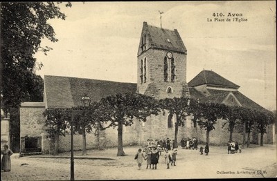 Ak Avon Seine et Marne, Place de l´Église - 2669954