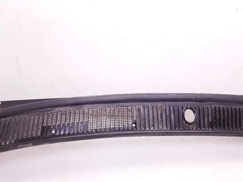 03 04 Panel de ventilación de capó Toyota SEQUOIA Foto 3 de 4