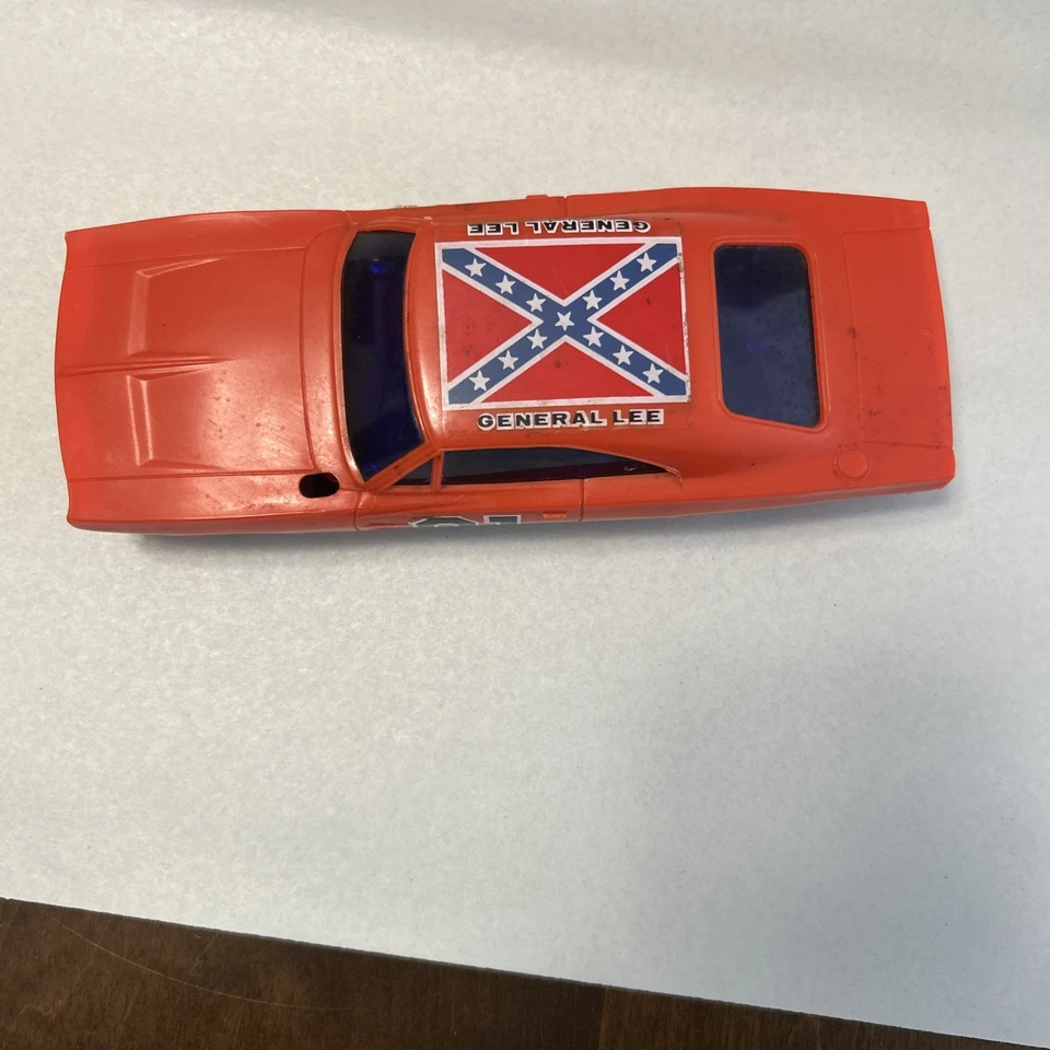 1980 PRO-CISION GENERAL LEE DUKES OF HAZZARD REMOTE CONTROL CAR NO REMOTE - Image 2 of 4