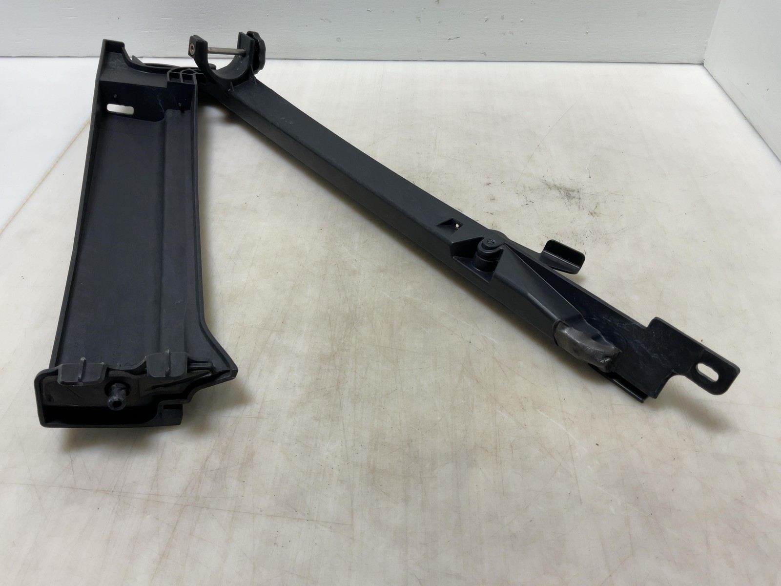 Jeep Wrangler JK OEM 4 Door Driver Rear Soft Top Surround Piece 2007-2009 16647 thumbnail 9
