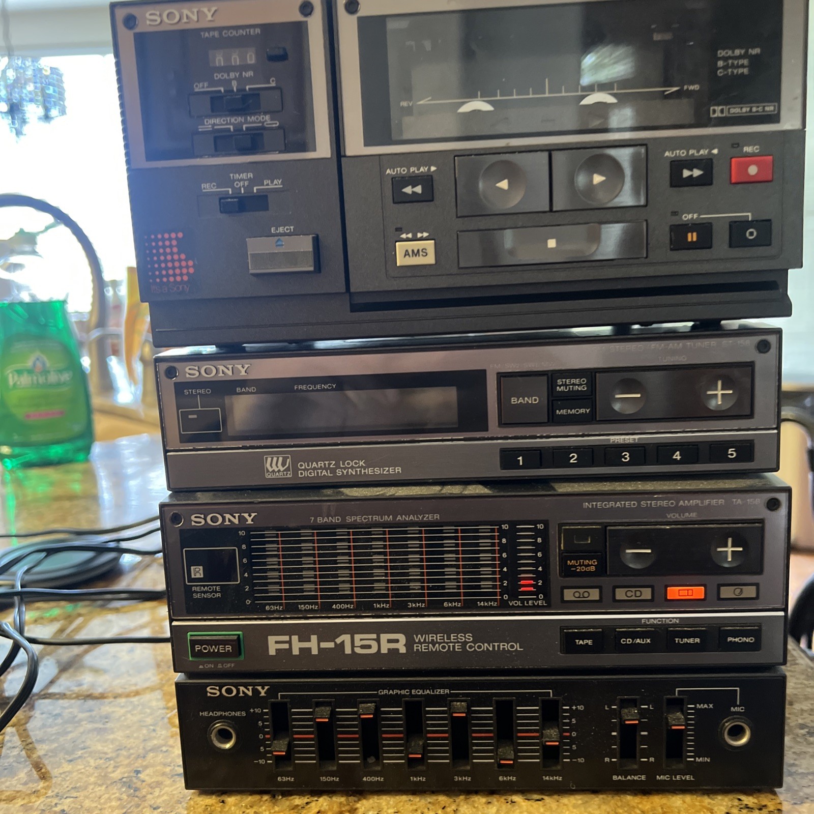 Hi-fi Stereo No Speakers