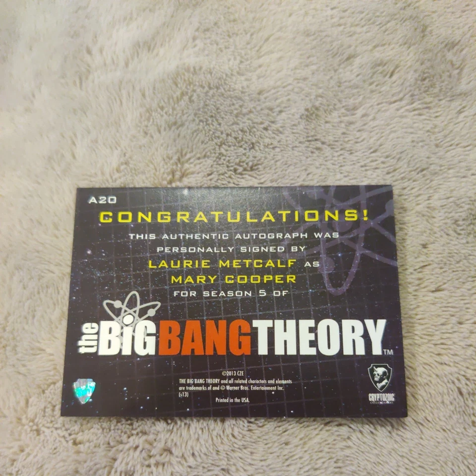 BIG BANG THEORY SEASON 5 CRYPTOZOIC AUTOGRAPH A20 LAURIE METCALF - Image 2 of 2