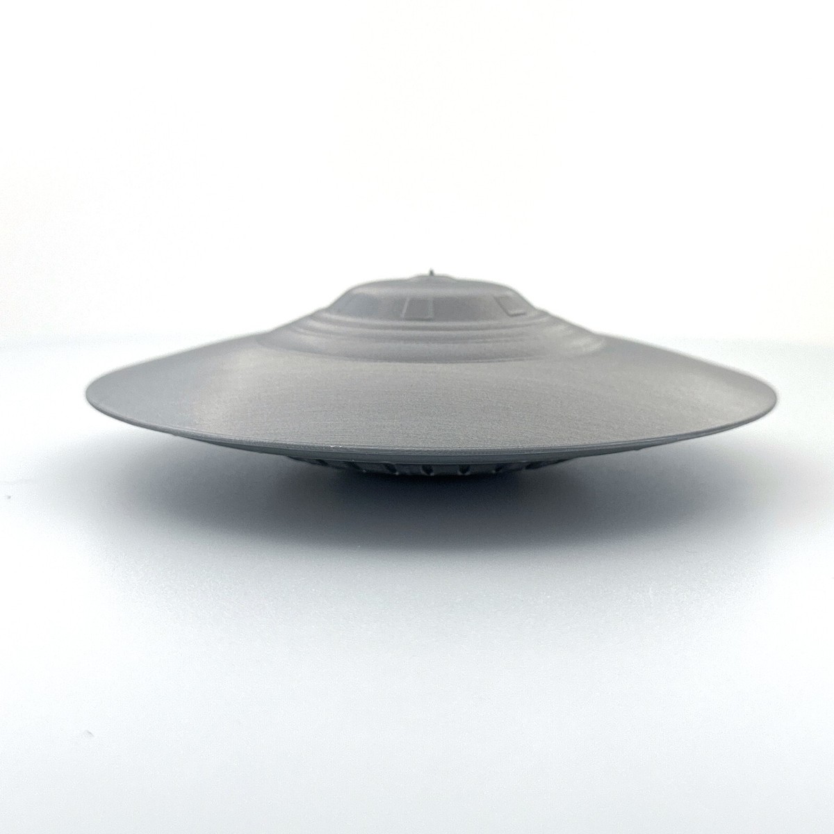 Flying Saucer UFO Model 3D Printed | Classic Disc Replica Silver