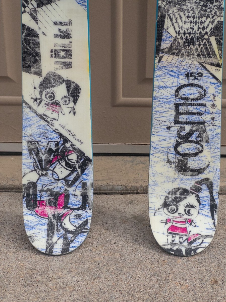 Volkl Cosmo Women's 153cm Skis All-Mountain with Marker Squire 11
