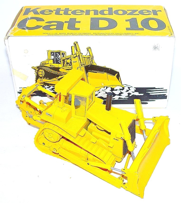 Bulldozer Conrad Caterpillar D10 1/50 - Modèle Métal - Très Bon État