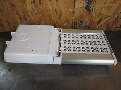 Cree STR-LWY-4M-HT-06DULWH525 LEDway Series Area Light, Type 4, 60 LED, White